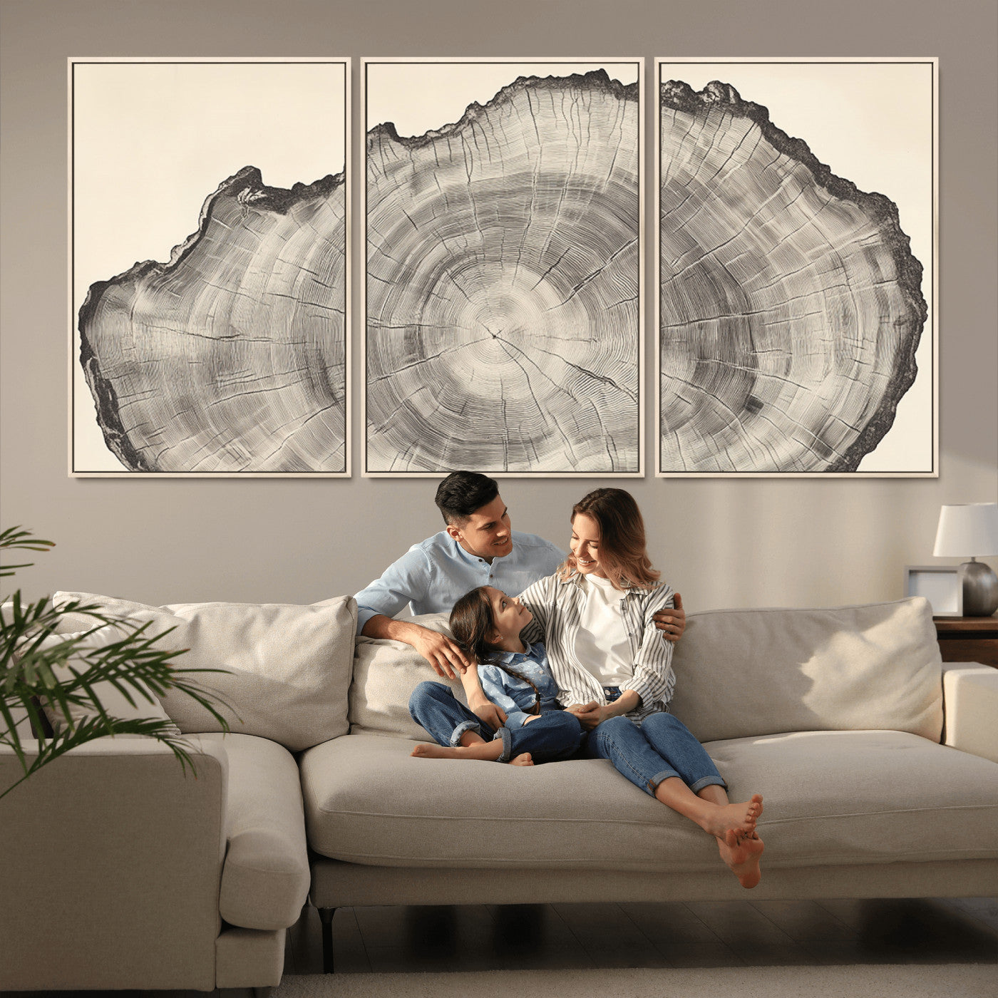 Detailed tree ring drawing in monochrome tones, ideal for rustic or nature-inspired interiors with a minimal decor aesthetic.