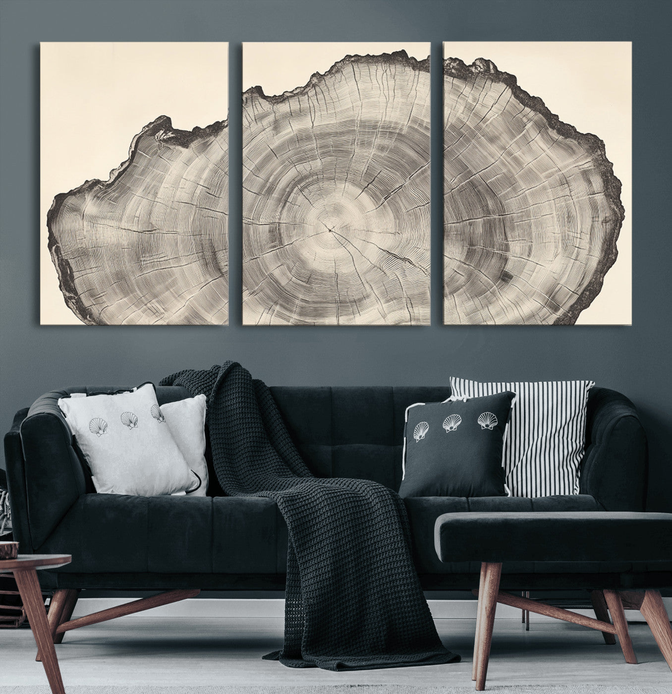 Detailed tree ring drawing in monochrome tones, ideal for rustic or nature-inspired interiors with a minimal decor aesthetic.